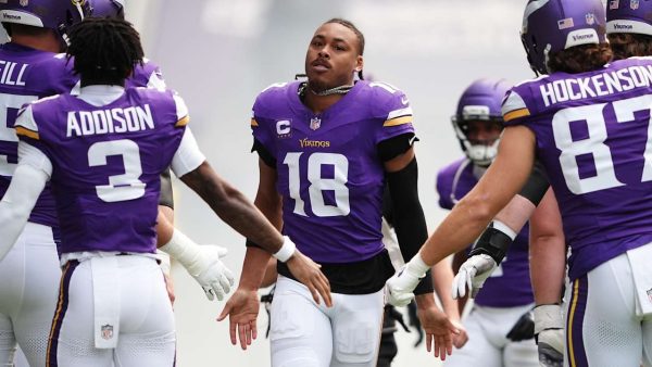 Justin Jefferson says fewer opportunities leaving him with ‘in-between feeling’ amid Vikings’ 6-0 start Justin Jefferson says fewer opportunities leaving him with ‘in-between feeling’ amid Vikings’ 6-0 start
