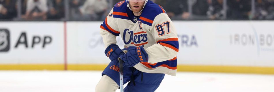 McDavid tallies 4 points in 800th game