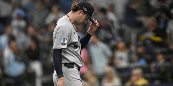 Rays get the best of Schlittler, who battles to no avail