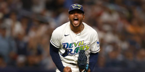 ‘Just a reliever’? Peralta’s two huge outs help Rays even ALCS