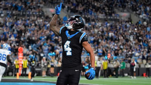 Patriots QB Drake Maye, Panthers WR Tetairoa McMillan highlight Players of the Week