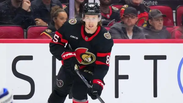 NHL Status Report: Sanderson to play for Senators in opener NHL Status Report: Sanderson to play for Senators in opener