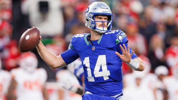 NFL Week 8 fantasy sleepers: QB Sam Darnold, RB Rico Dowdle, WR Ja’Kobi Lane among upside plays