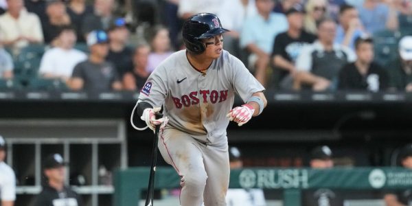Tigers acquire INF Cheng in trade with Red Sox