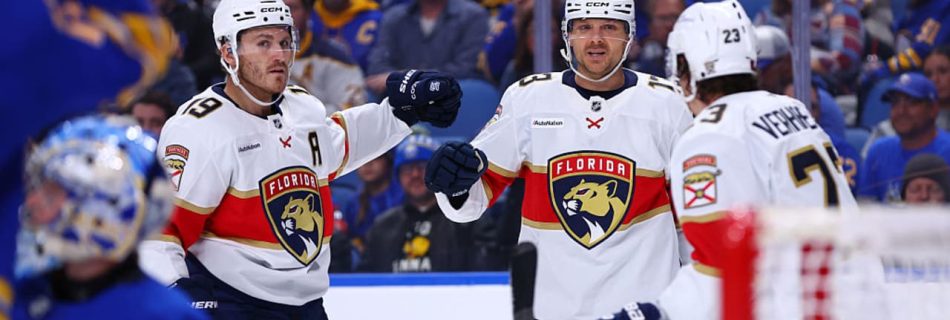 Reinhart converts no-look feed for PPG