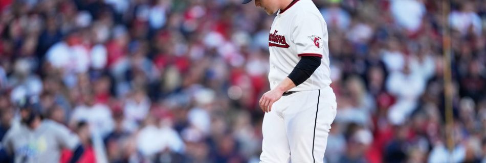 Messick struggles with command as Game 5 becomes shortest start of career